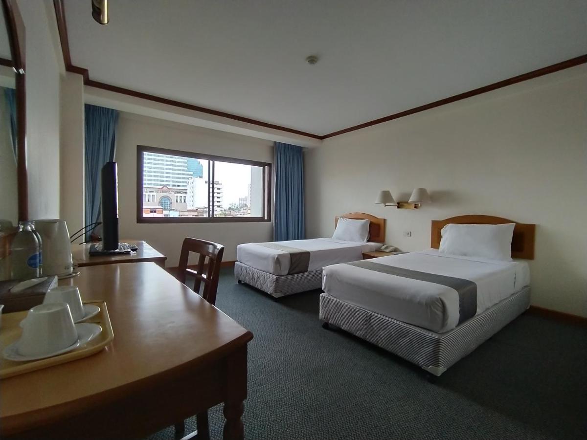 Sing Golden Place Hotel Hatjaj Kültér fotó