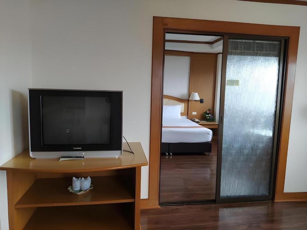 Sing Golden Place Hotel Hatjaj Kültér fotó