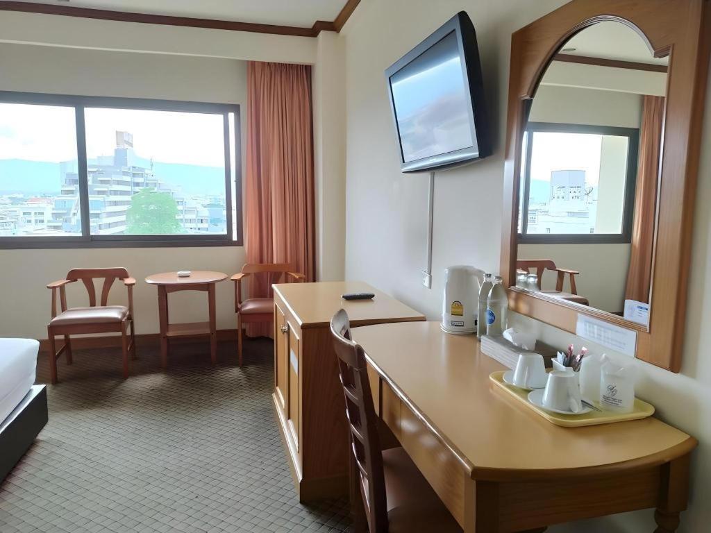 Sing Golden Place Hotel Hatjaj Kültér fotó